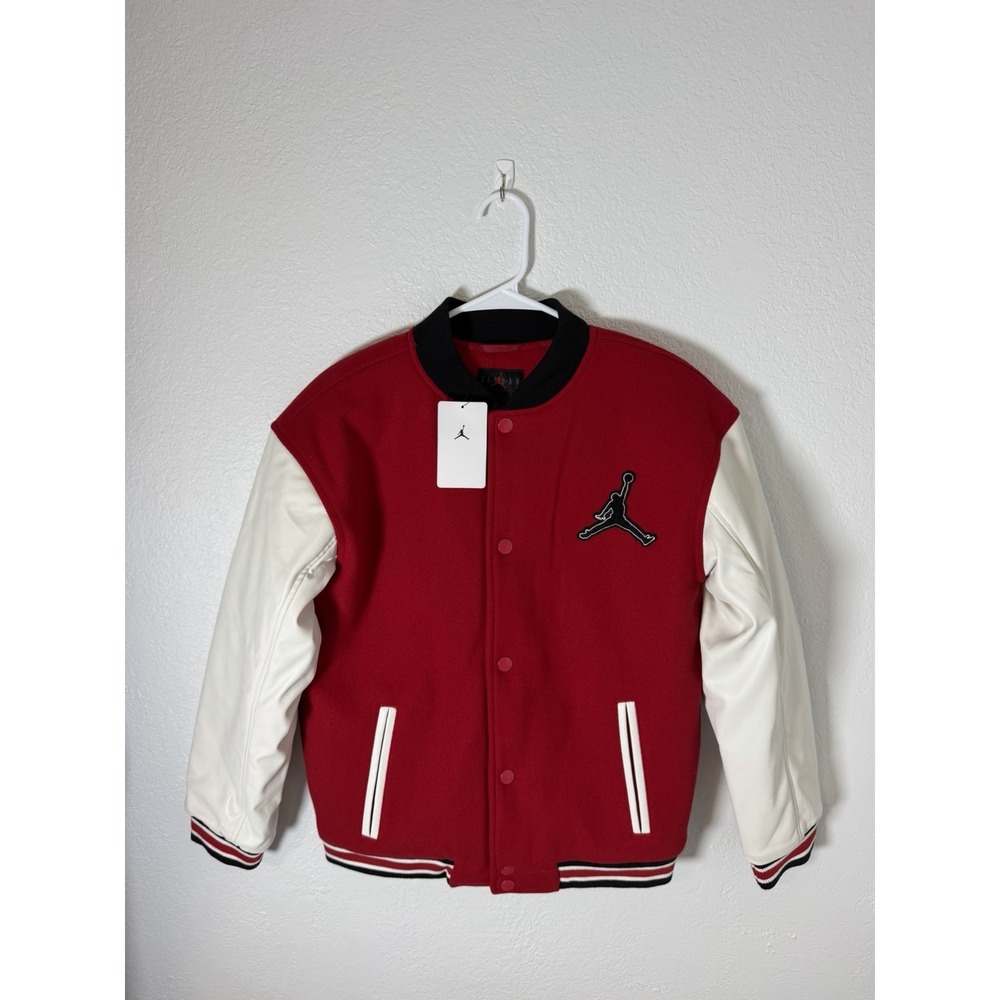 NWT NIKE JORDAN JACKET RED BOYS 95D197-R78 SZ XL NEW